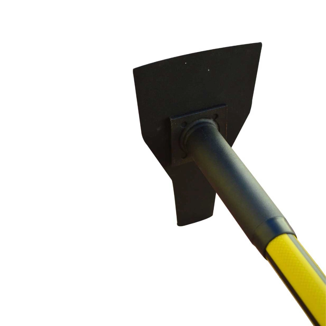 Triangle Hoe with Fiberglass Handle_2